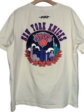 Pro Standard NBA Men’s Size XL White New York Knicks Patch Logo Short Sleeve Tee